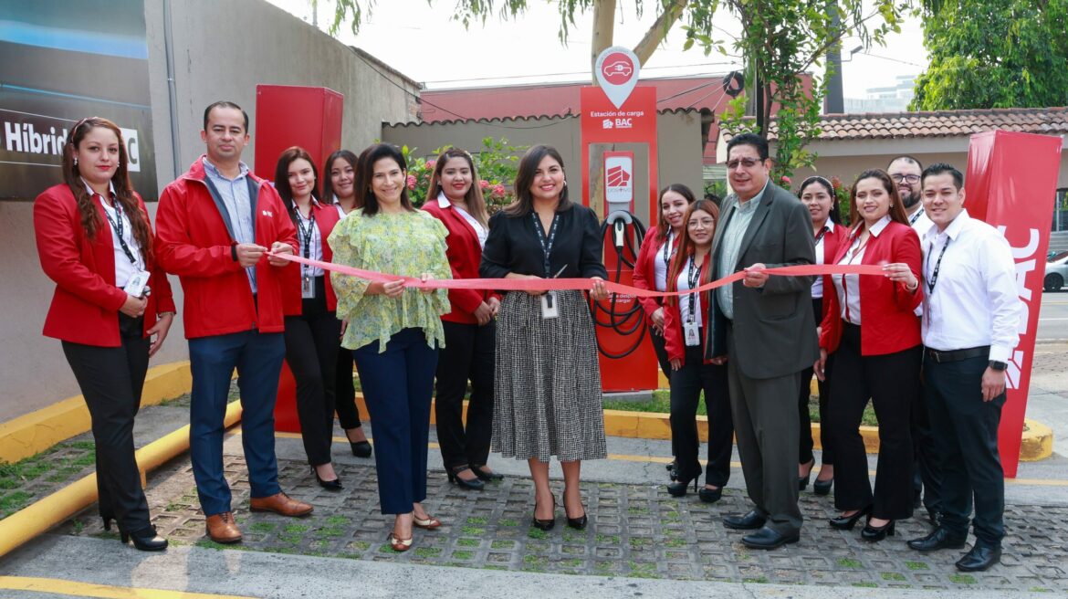 BAC anuncia la apertura de dos nuevos cargadores para vehículos eléctricos en sus agencias bancarias