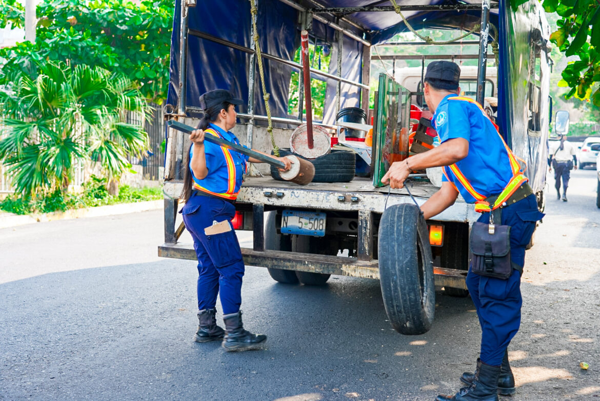 Alcaldía de San Salvador Centro realiza primer operativo de retiro de obstáculos y recuperación de la vía pública en Mejicanos