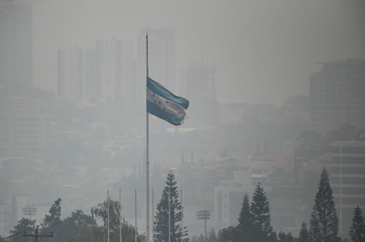 Alarmante contaminación del aire en capital de Honduras aumenta infecciones respiratorias