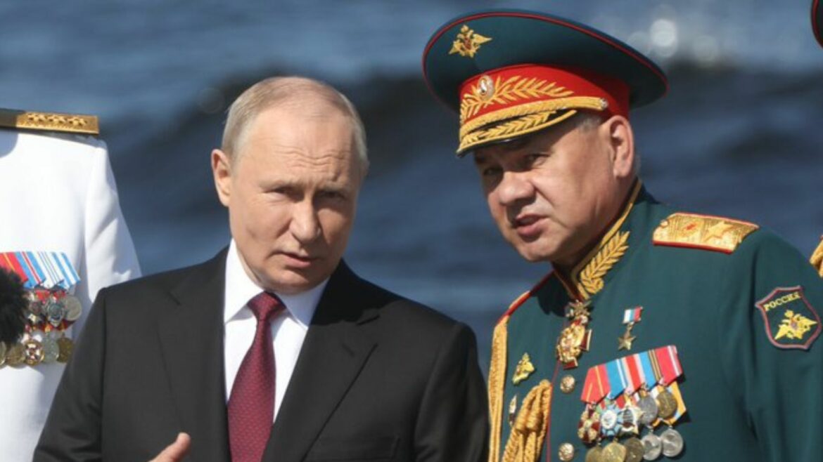 Presidente ruso Vladimir Putin destituye al ministro de Defensa, Serguéi Shoigú