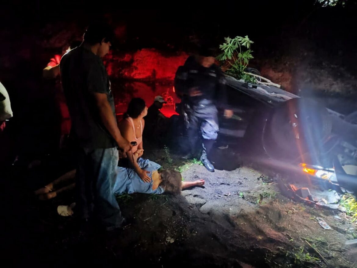 Un fallecido y tres lesionados en aparatoso accidente en carretera Litoral
