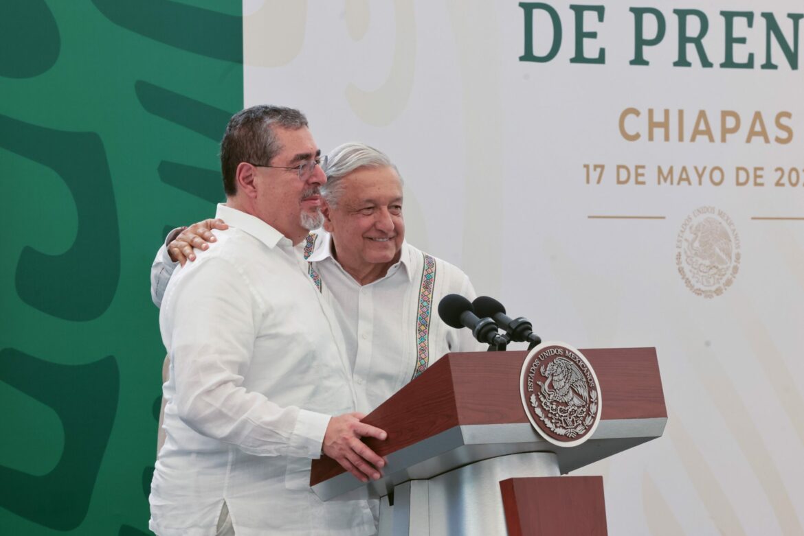 AMLO y Bernardo Arévalo abordan crisis migratoria y cooperación