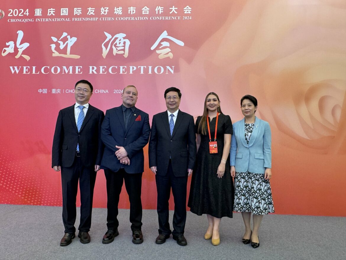 Alcaldía de San Salvador Centro firma convenio de hermanamiento con la ciudad de Chongqing