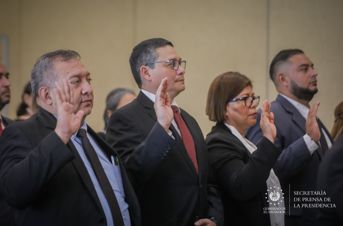 Ministerio de Salud juramenta a los directivos del Consejo Superior de Salud Pública