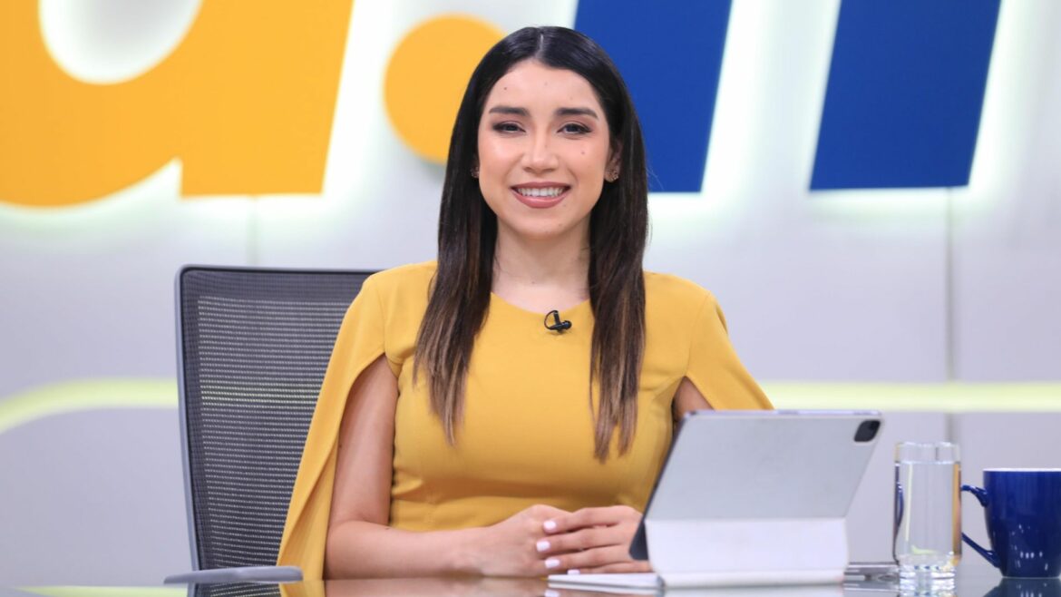 “El Salvador sigue con los cambios en materia tecnológica, hemos dado muchos avances en la digitalización de Estado”, asegura la diputada González