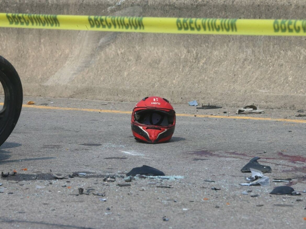 Motociclista fallece tras impactar con un vehículo a la altura del Bypass de Santa Ana