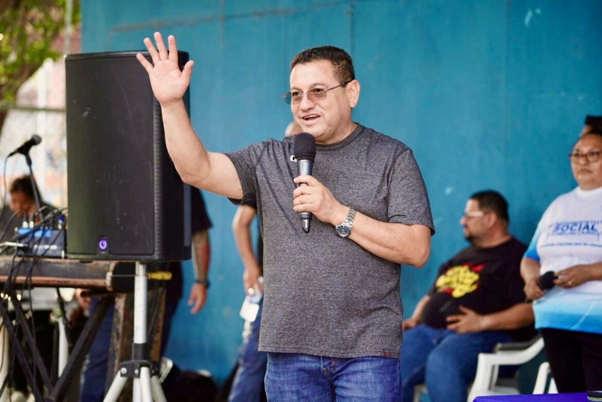 Ministro Castro en celebración a las madres: «me siento orgulloso de poder formar parte de un movimiento que no solo está por momentos»