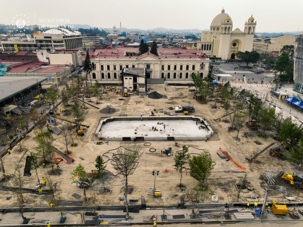 Gobierno fortalece acciones de desarrollo con la intervención de espacios como el Centro Histórico de San Salvador
