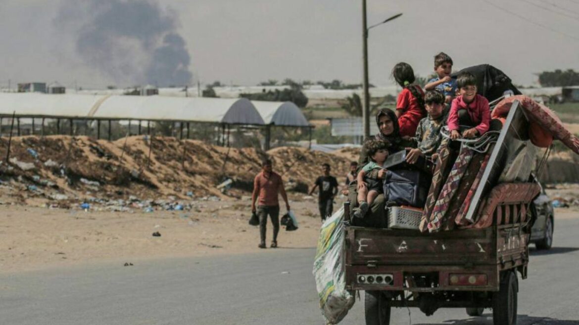 Israel intensifica ofensiva en Rafah tras tomar corredor estratégico entre Gaza y Egipto