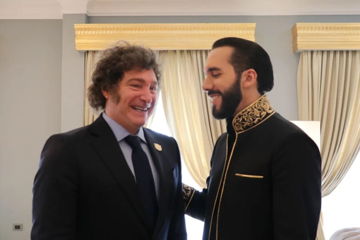 Presidente de Argentina, Javier Milei se reúne con  Nayib Bukele en Casa Presidencial