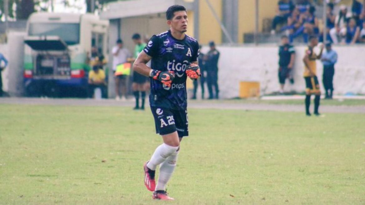 Alianza renueva contrato con Mario González para una nueva temporada
