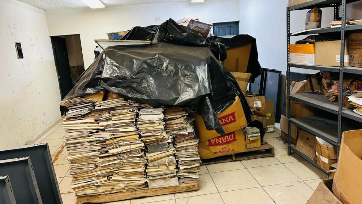 Ministerio de Vivienda denuncia el hallazgo de documentación dañada en un local comercial de la lotificadora ARGOZ