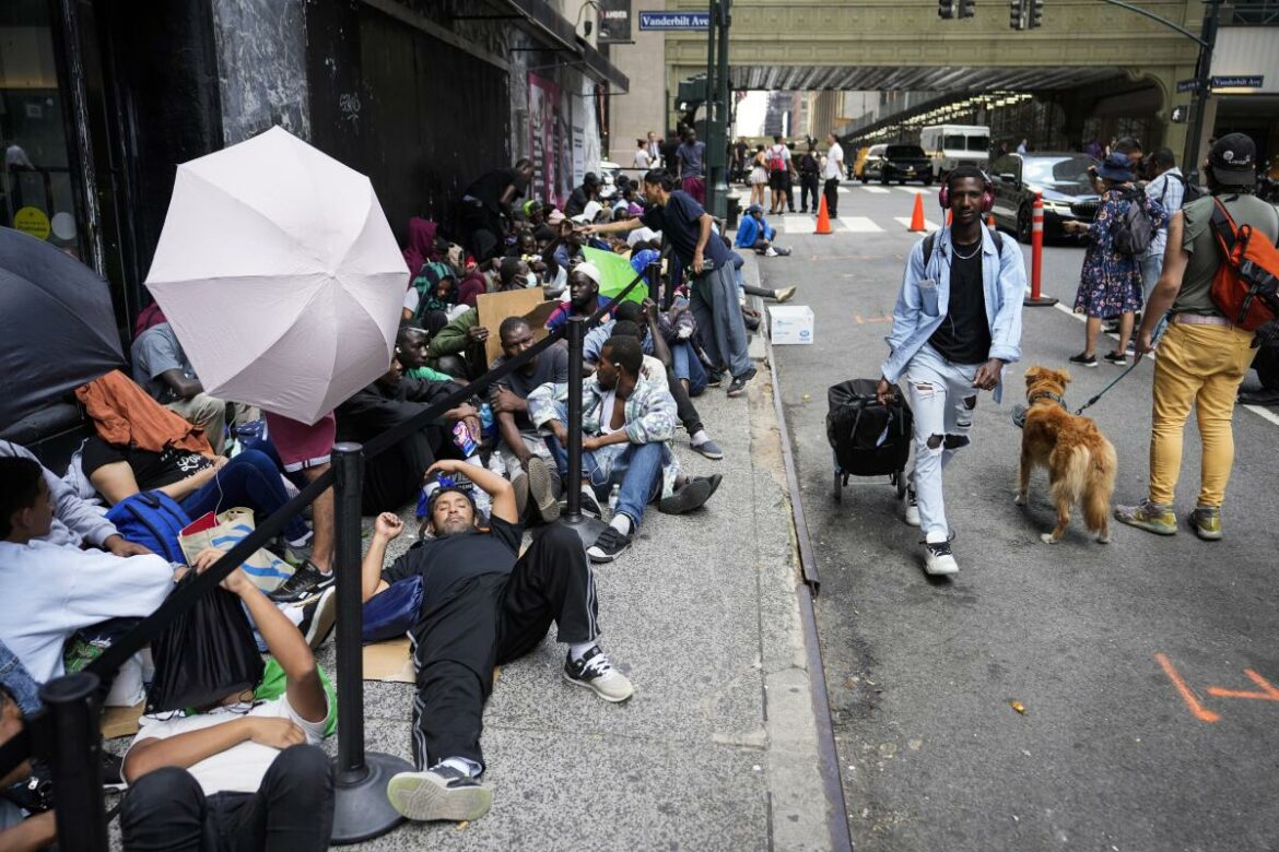Récord de 120 millones de personas desplazadas a la fuerza en el mundo, según la ONU