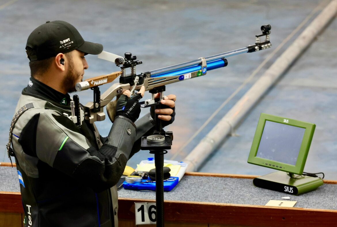El Salvador suma su cuarto atleta para los Juegos Olímpicos París 2024: Israel Gutiérrez