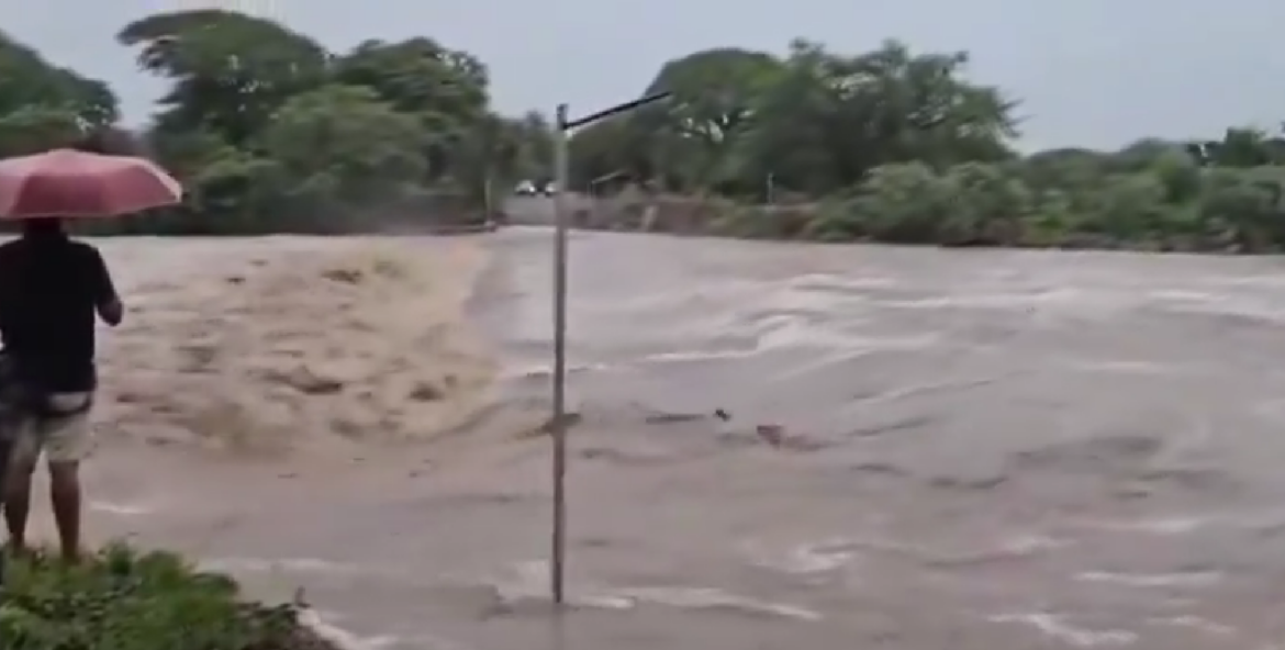 Honduras: río Goascorán se desborda y deja comunidades incomunicadas