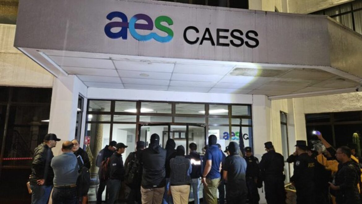 Trillos sobre investigación contra AES y DELSUR por cobros excesivos: «Que el Estado esté interviniendo sienta un precedente y lanza un mensaje de que va a actuar de una manera contundente”