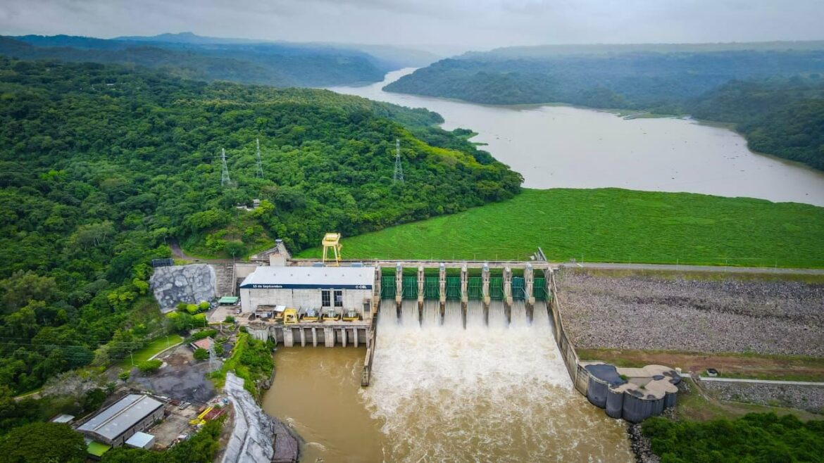 CEL reporta que la Central Hidroeléctrica 15 de Septiembre está generando energía a su máxima capacidad