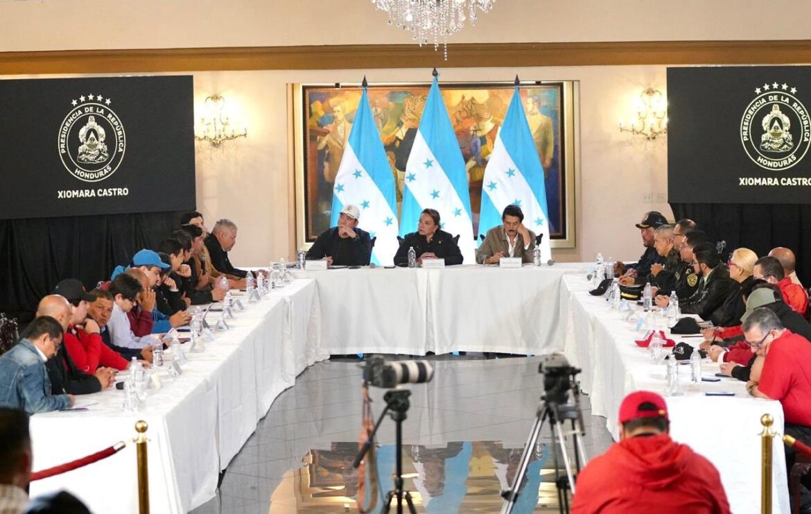 Honduras anuncia medidas para hacer frente al desastre que provocaron las lluvias