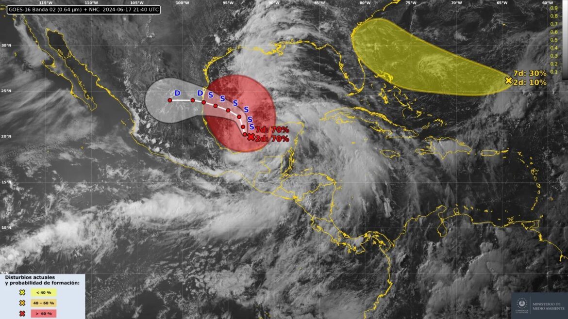 Baja presión ubicada al sur del Golfo de México es reclasificada a Potencial Ciclón Tropical Uno