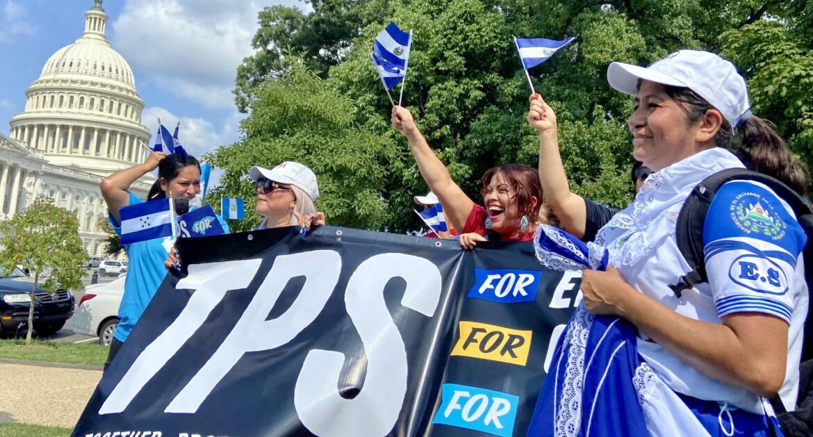 EE.UU amplía validez de los permisos de trabajo para beneficiarios salvadoreños bajo el TPS hasta el 9 de marzo de 2025