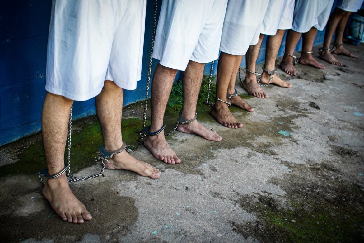 FGR interpone recurso de apelación luego que 5 de los 6 militares  procesados por violación de una menor en playa Mizata, fueran sobreseídos