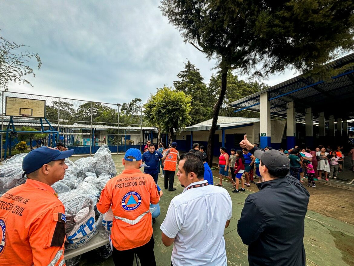 El Gobierno mantiene 122 albergues activos en todo el país donde resguardan a más de cuatro mil personas