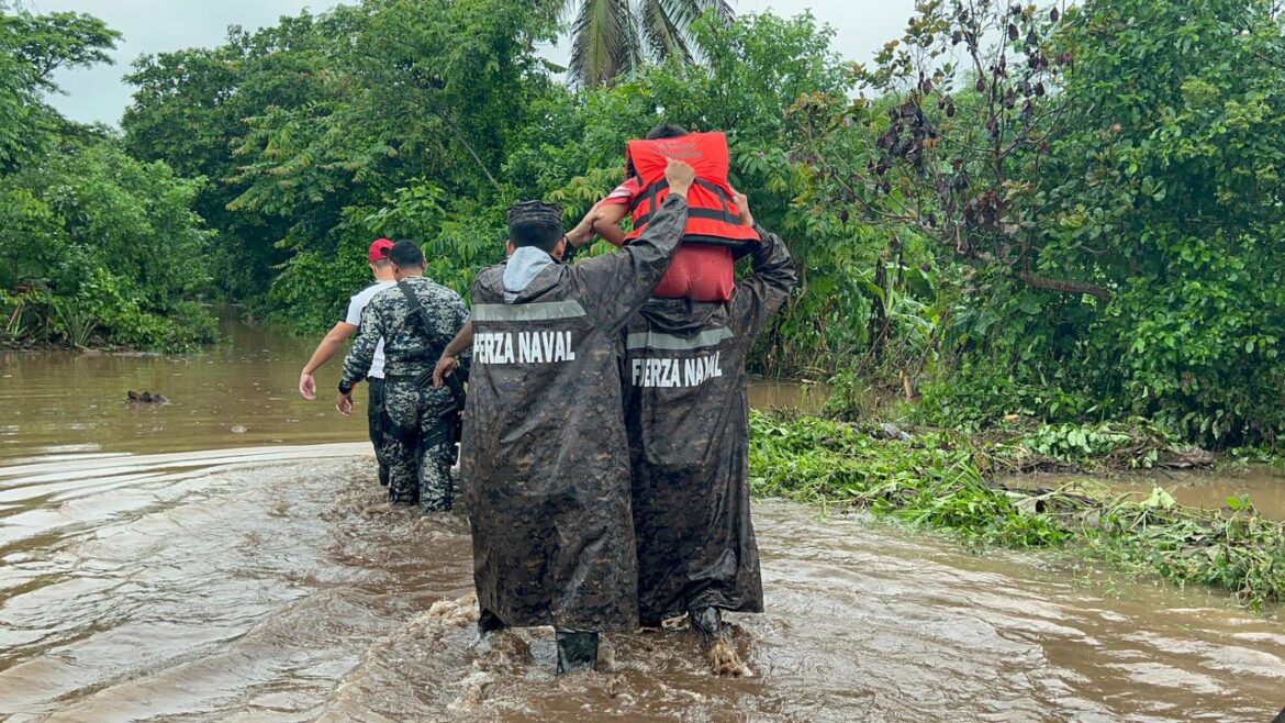 Pese a la disminución de lluvias, autoridades advierten que aún existe riesgo de deslizamientos e inundaciones