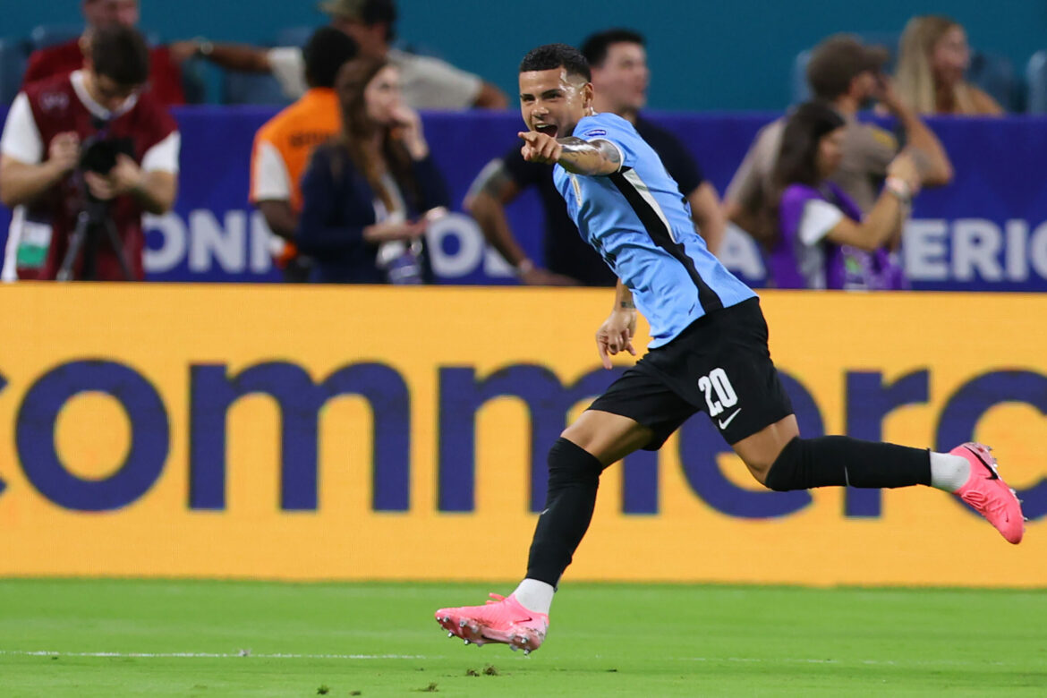 La selección de Uruguay venció 3-1 a Panamá en su debut en la Copa América