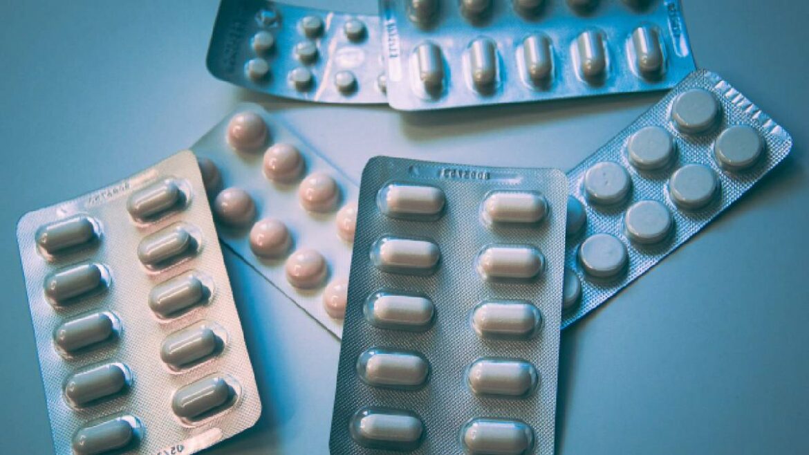 Sujeto condenado a 20 años de prisión por traficar medicamentos y evadir el pago de impuestos correspondientes