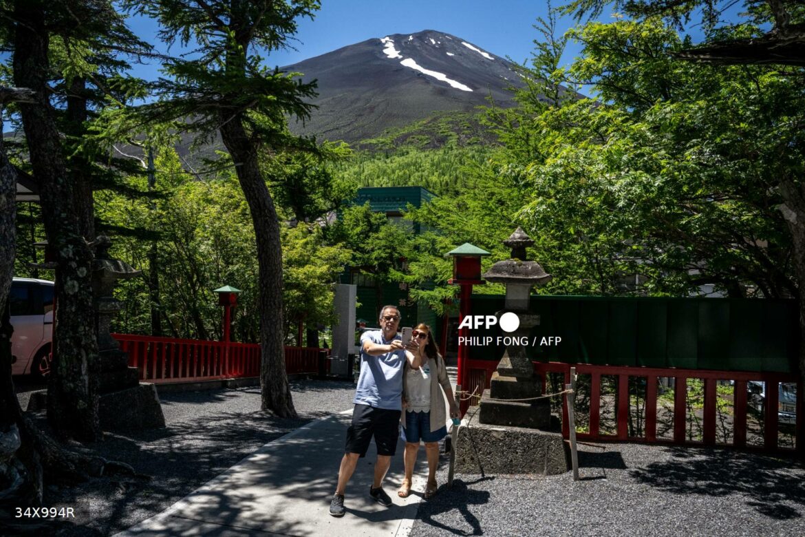 Mueren cuatro personas al subir al monte Fuji días antes del inicio de la temporada