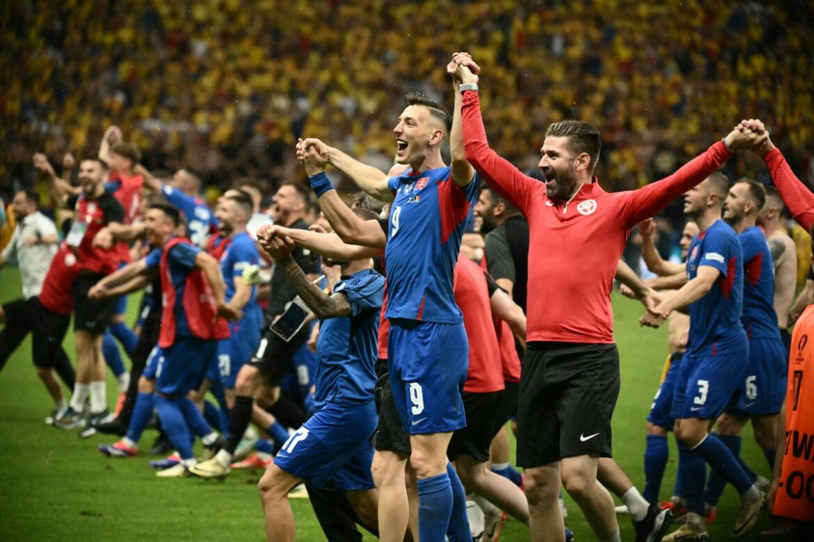 Eslovaquia y Rumania avanzan a octavos de la Eurocopa tras empatar 1-1