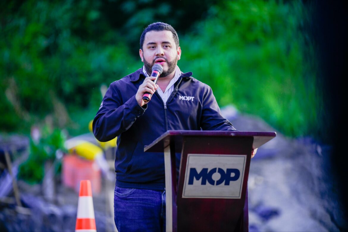 Ministro Rodríguez sobre el proyecto en la colonia Santa Eduviges, Soyapango: “La obra lleva un avance considerable y esperamos culminar este año»