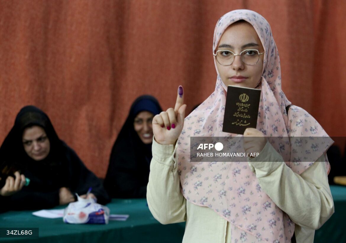 Irán vota en unas elecciones presidenciales sin un claro favorito