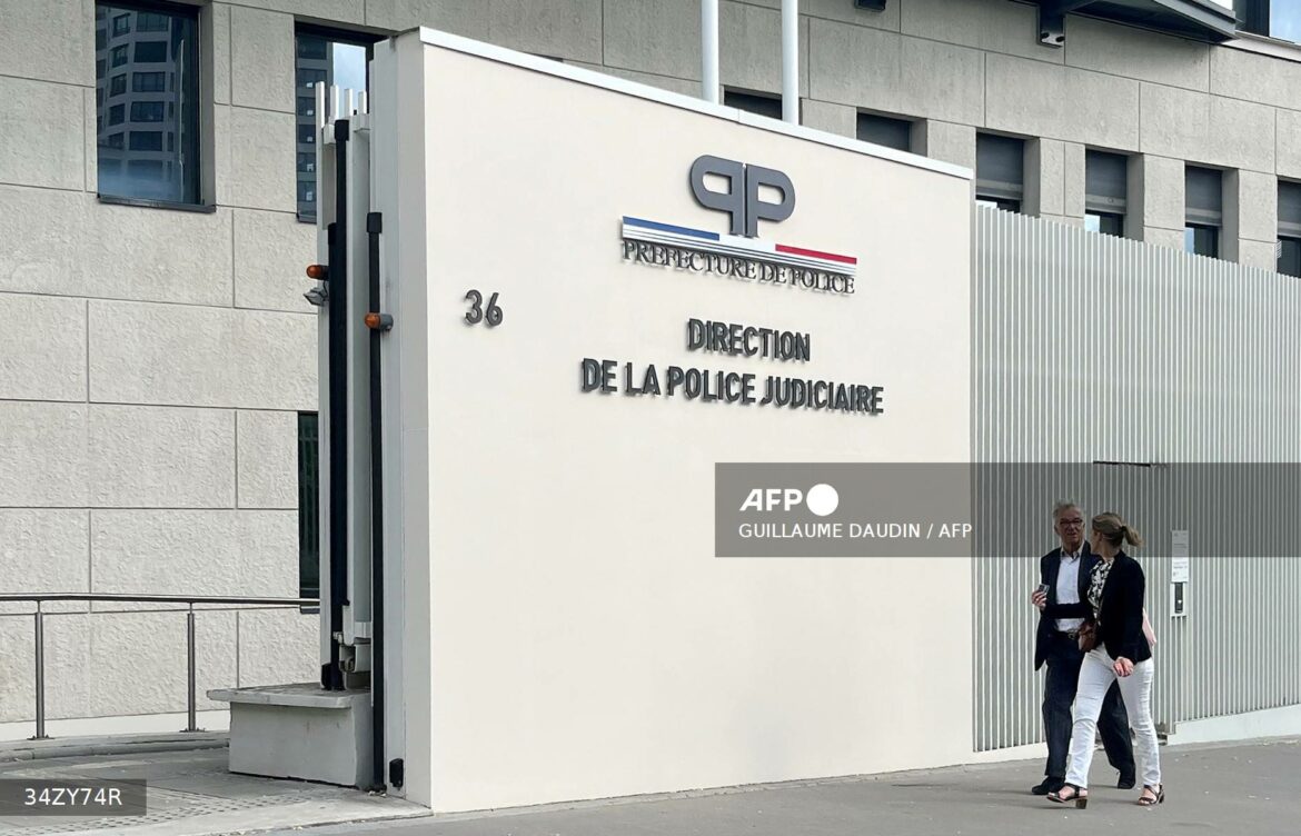 Cineastas franceses acusados por actriz de violencia sexual detenidos e interrogados en París