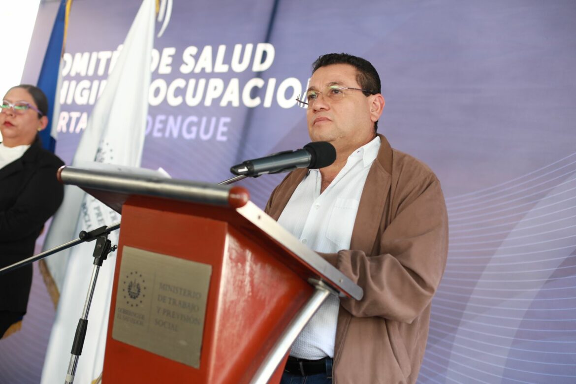 Ministro Castro anuncia que los Comités de Seguridad y Salud Ocupacional están facultados para apoyar en la alerta epidemiológica por dengue