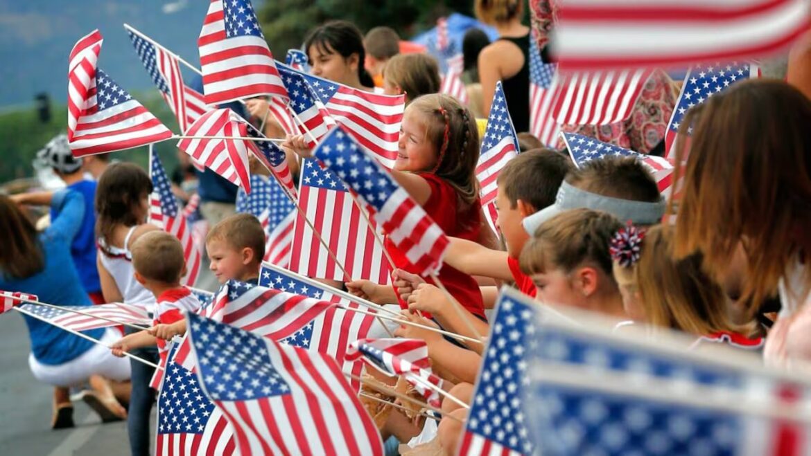 Pdte. Bukele felicita al pueblo de Estados Unidos este 4 de julio: «nos inspiramos, no en los ideales que sostiene ahora, sino en los que tenía en 1776, cuando obtuvo su libertad y construyó los cimientos de su gran país»