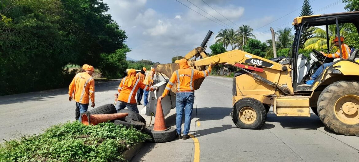 MOP cierra retorno en el lugar conocido como «Curva de la Muerte», en Sonsonate