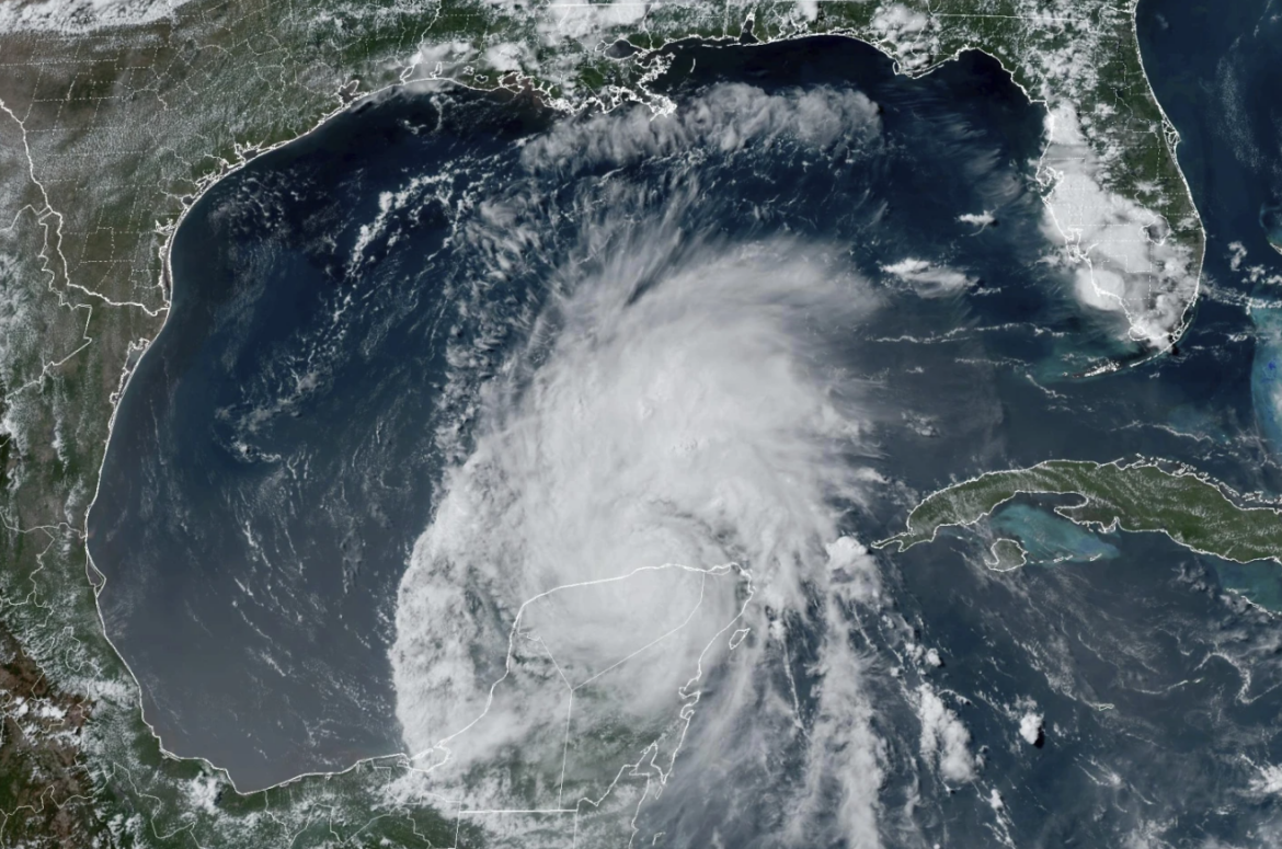 Se espera que Beryl recupere fuerza y ​​golpee Texas como huracán
