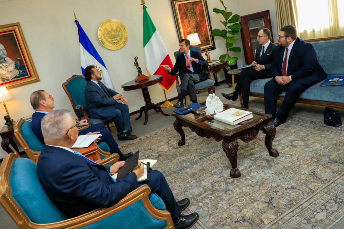 Vicepresidente Ulloa robustece las relaciones económicas con Italia