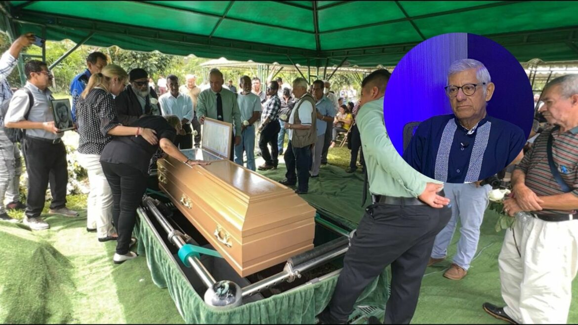 Familiares y amigos despiden al maestro, Dagoberto Gutiérrez