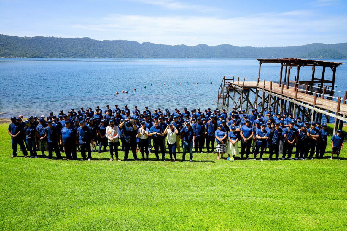 Juramentan al primer grupo de «Guardianes del Agua»