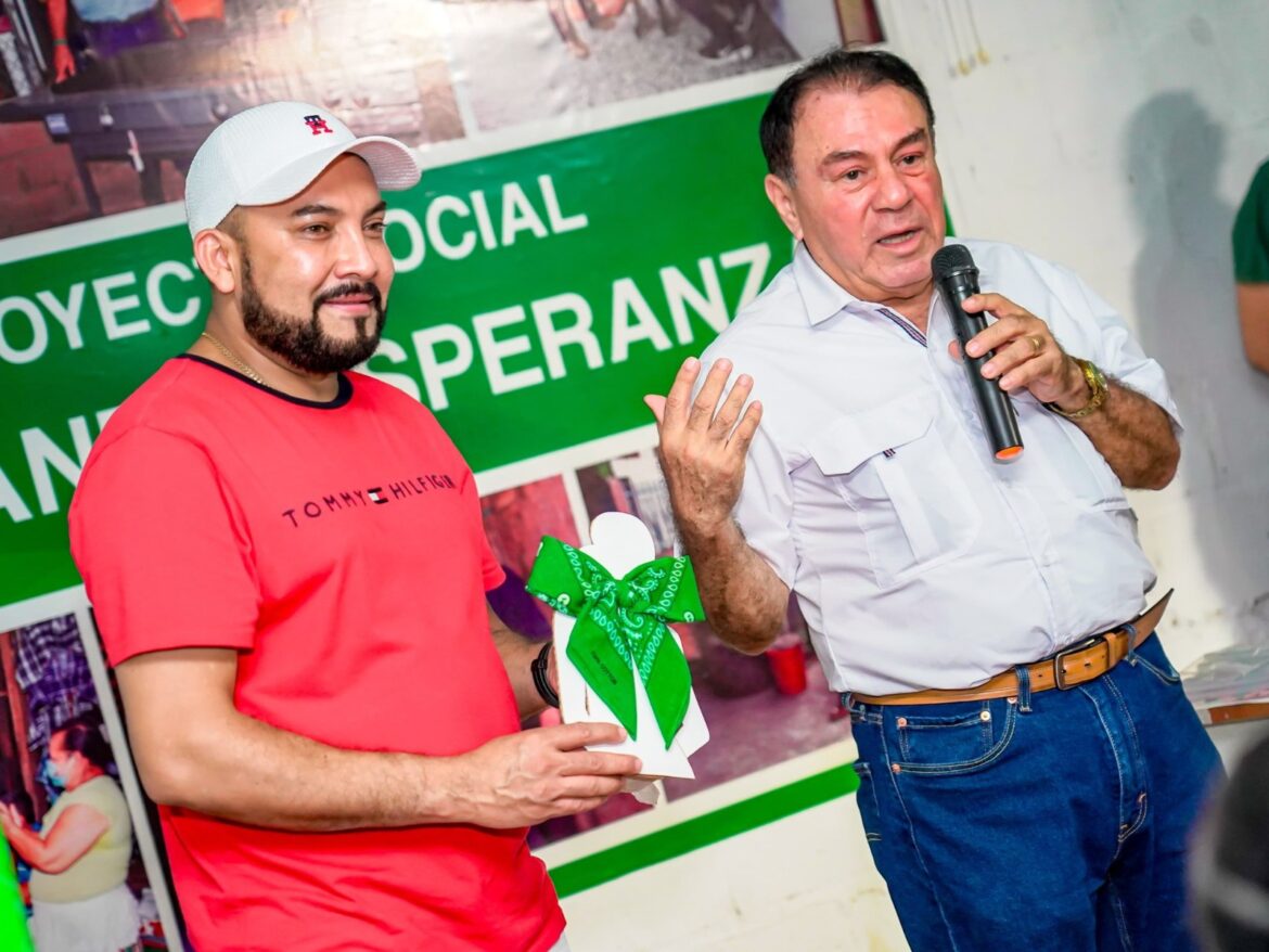 Diputado Reynaldo Carballo: «Dimos inicio al Taller de Moños Coquette»