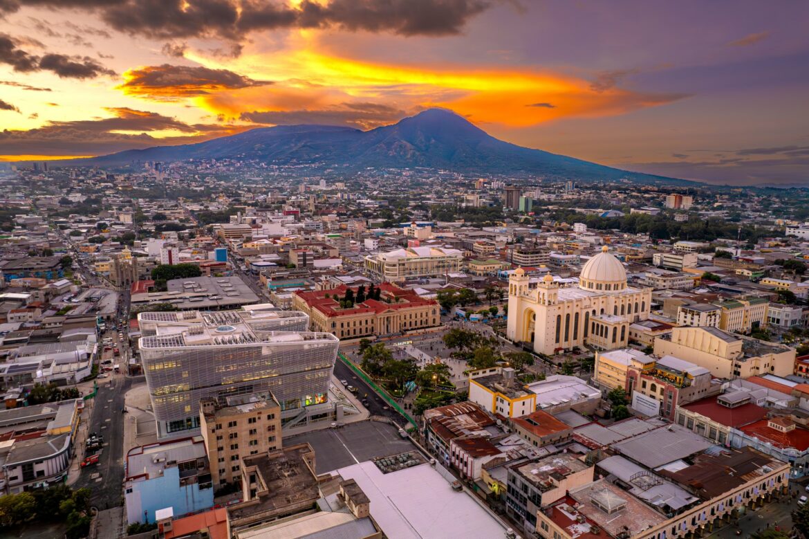 El Salvador destaca en el ranking de Coincub por su enfoque positivo hacia la regulación de las criptomonedas