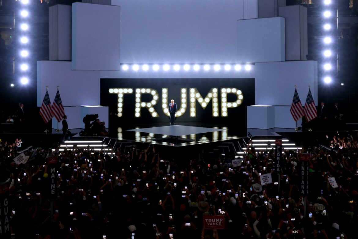 Donald Trump promete «victoria increíble» tras aceptar nominación como candidato a presidencia de Estados Unidos