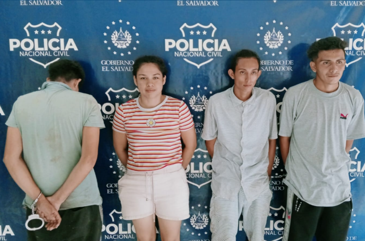 Capturan a 4 delincuentes por hurtar un taxi, en San Miguel