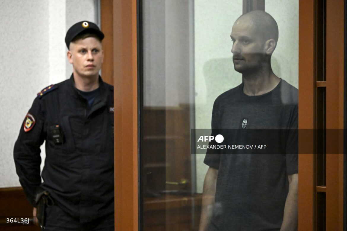 Rusia condena al periodista estadounidense Evan Gershkovich a 16 años de cárcel
