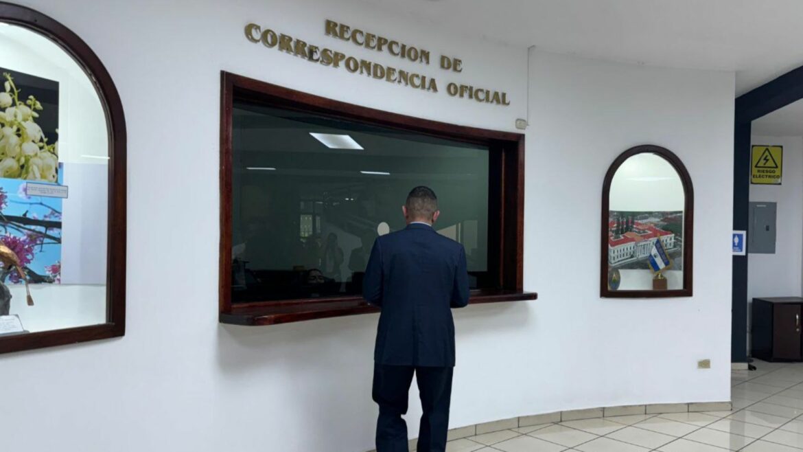 Dip. Cardoza solicitó se declare el 29 de julio como «Día Nacional del Motorista Salvadoreño»