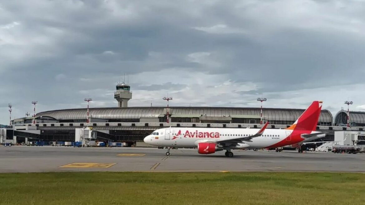 Avianca solicitó sumar dos destinos colombianos y más vuelos a El Salvador y México