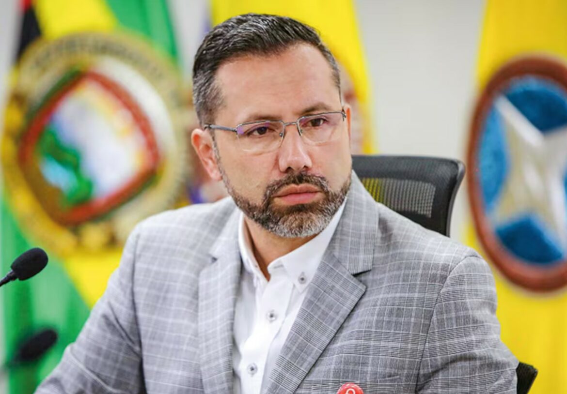 El Bukele colombiano reveló una de las principales causas de la inseguridad en Bucaramanga: “Colombia no puede seguir así”