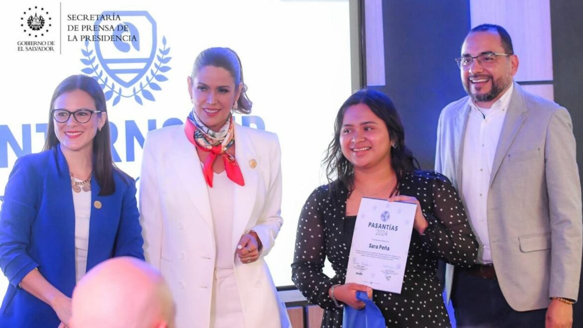 ANDA finaliza pasantías en desarrollo de habilidades de servicio al cliente, calidad del agua y tecnología de la información